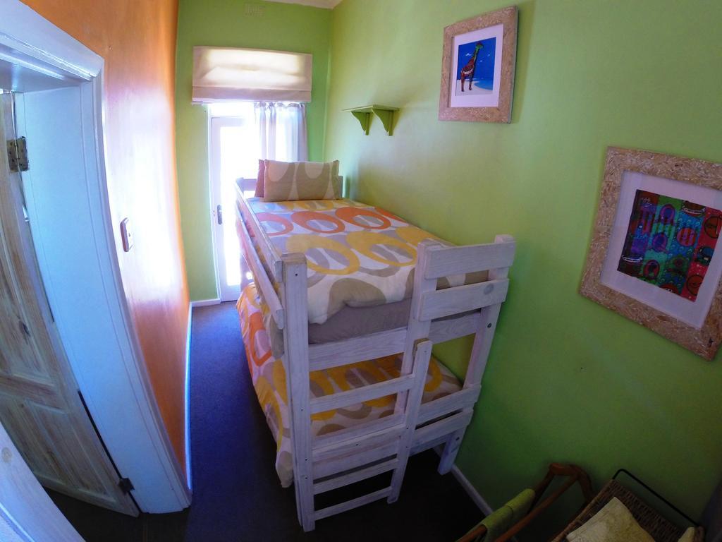 House On The Hill Hostel Cape Town Ruang foto