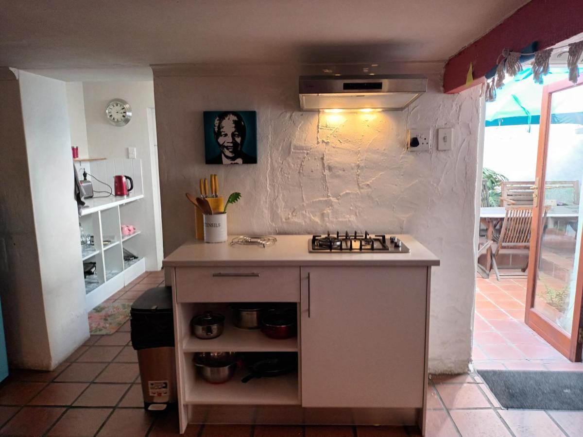 House On The Hill Hostel Cape Town Bagian luar foto