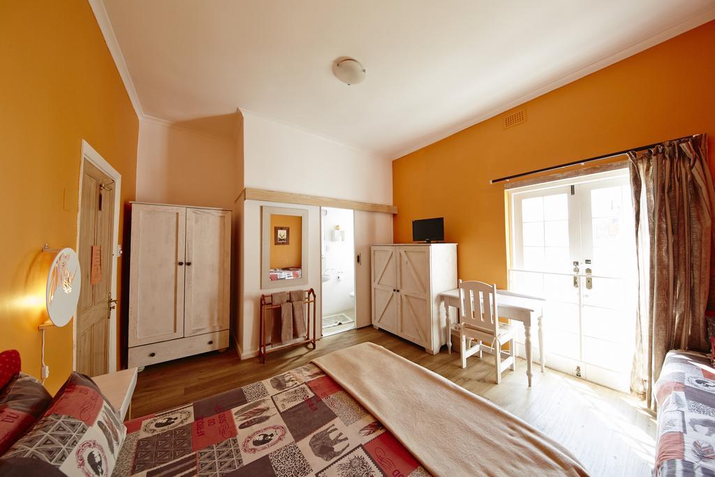 House On The Hill Hostel Cape Town Ruang foto