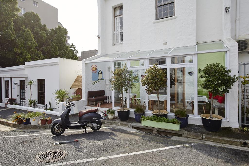 House On The Hill Hostel Cape Town Bagian luar foto