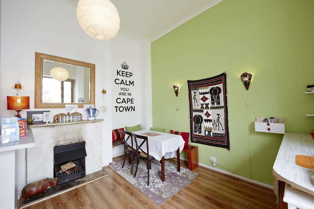 House On The Hill Hostel Cape Town Bagian luar foto