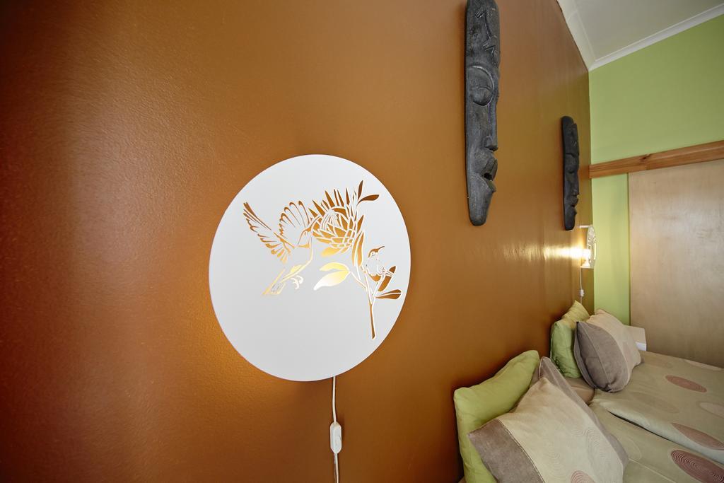 House On The Hill Hostel Cape Town Bagian luar foto