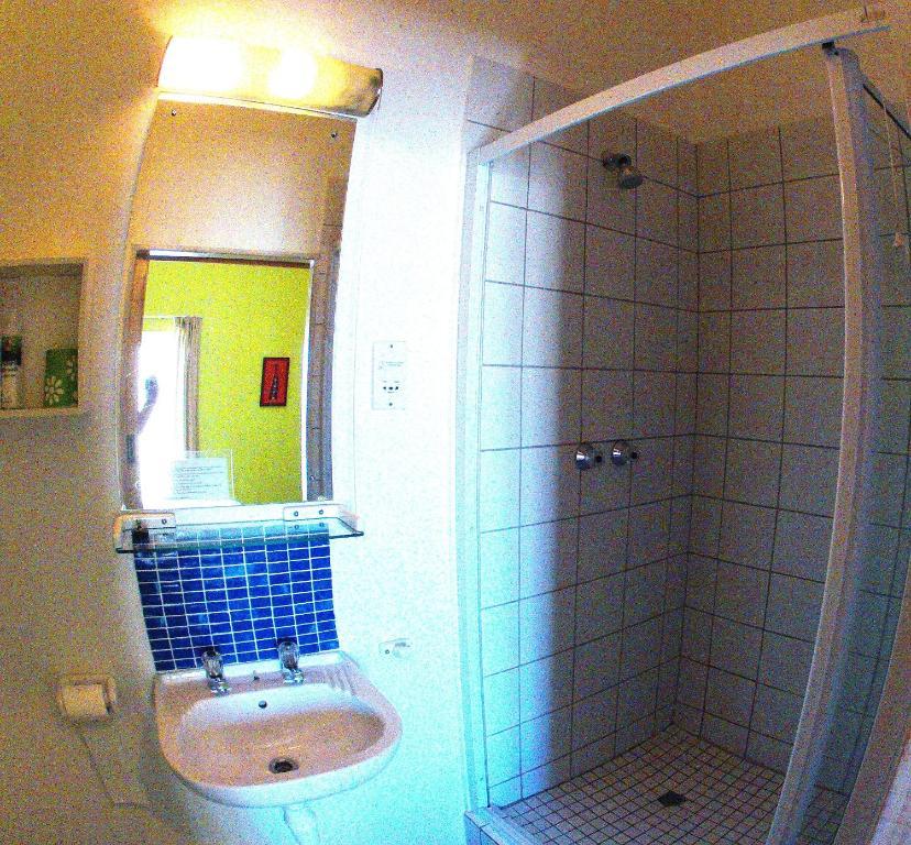 House On The Hill Hostel Cape Town Ruang foto