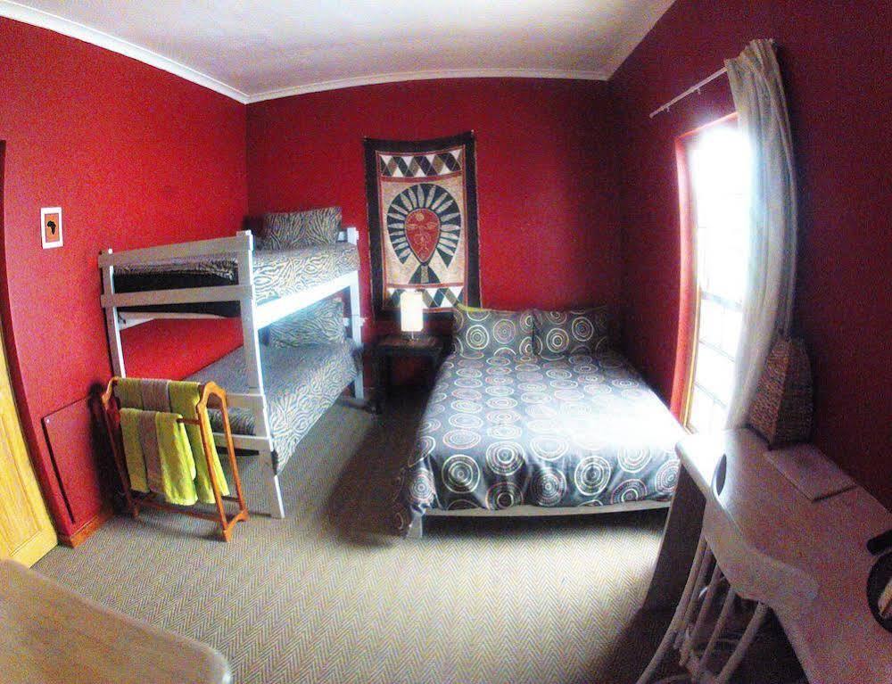 House On The Hill Hostel Cape Town Bagian luar foto